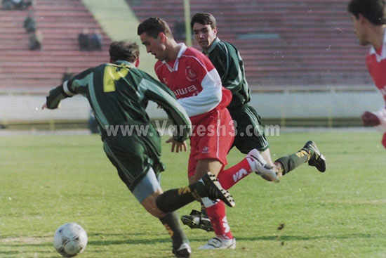 حرکت تاریخی علی کریمی برای لباس پرسپولیس!