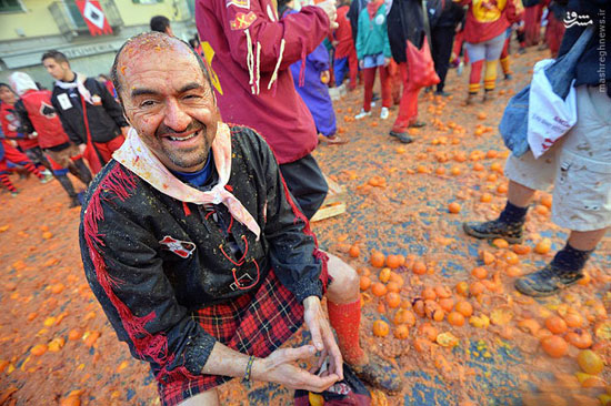 جشنواره جنگ پرتقال در ایتالیا! +عکس