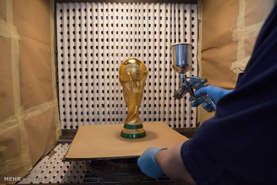 کارگاه ساخت جام جهانی فوتبال‎