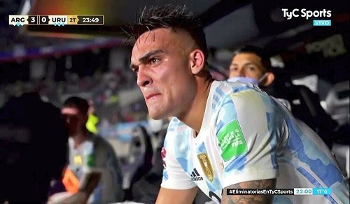 دلیل اشک‌های ستاره آرژانتین چه بود؟