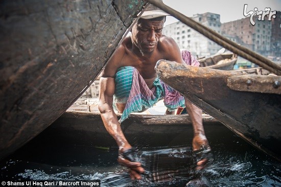 بندر داکا در آلوده ترین رودخانه جهان