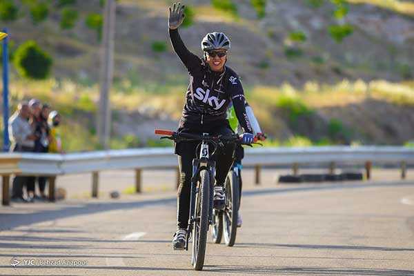 تصاویری از مسابقه دوچرخه‌سواری زنان در تبریز