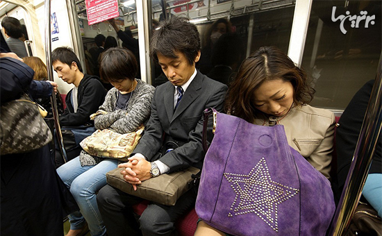 اینموری؛ هنر ژاپنی خوابیدن در محل کار!