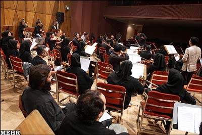 حسین علیزاده در ارکستر موسیقی ملی ایران