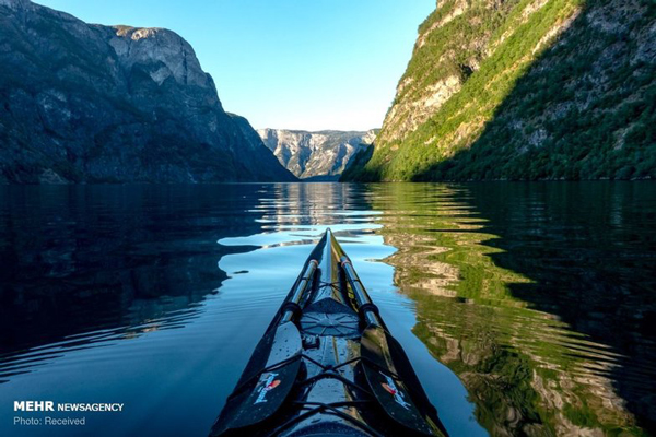 سفرهای شگفت انگیز به دریاچه های مختلف نروژ با کایاک