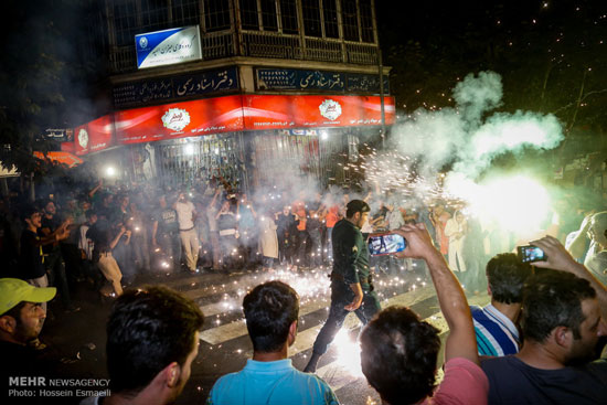 عکس: جشن و سرور ایرانیان پس از توافق (1)