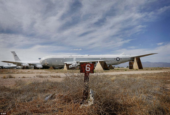 قبرستان هواپیماهای جنگی آمریکا +عکس