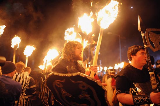 عکس:جشنواره آتش «آپ هلی آ» در اسکاتلند