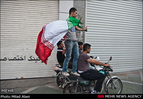 عکس: پایکوبی با طعم جام جهانی در شهر (1)