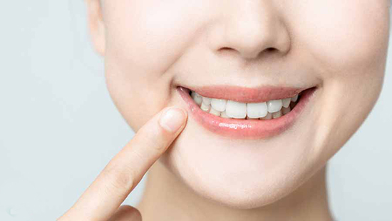 روش‌های سنتی جِرم‌گیریِ دندان در خانه