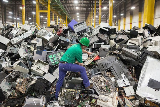 از بازیافت زباله های الکترونیکی چه می‌دانید؟