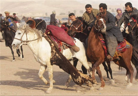 ورزش عجیب و پرطرفدار افغان‌ ها! +عکس