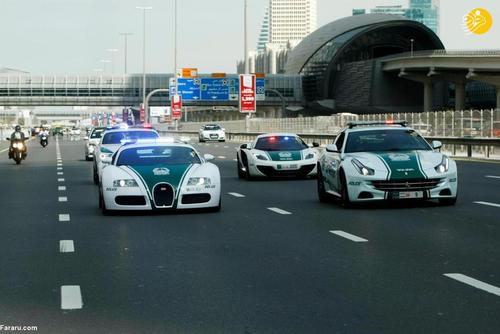 ابرخودروهای خیره کننده پلیس دبی