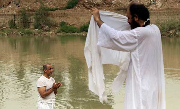 تصاویری از عید پنجه منداییان در خوزستان