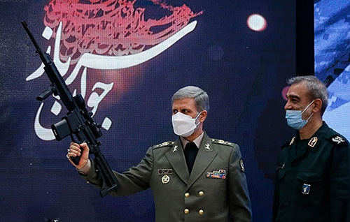 وزیر دفاع از اسلحه ایرانیِ مصاف رونمایی کرد