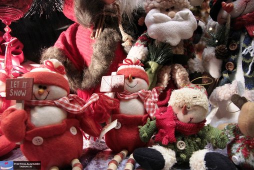 تصاویر: فروش تزئینات کریسمس در تهران