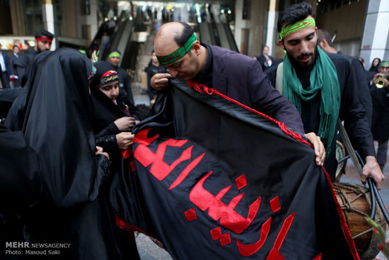 عکس: اهتزاز پرچم حرم حضرت زینب (س)