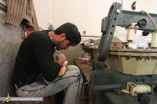 عکس: کارگاه تولید کفش