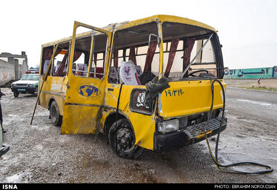 عکس: واژگونی خودرو حامل زائران خارجی