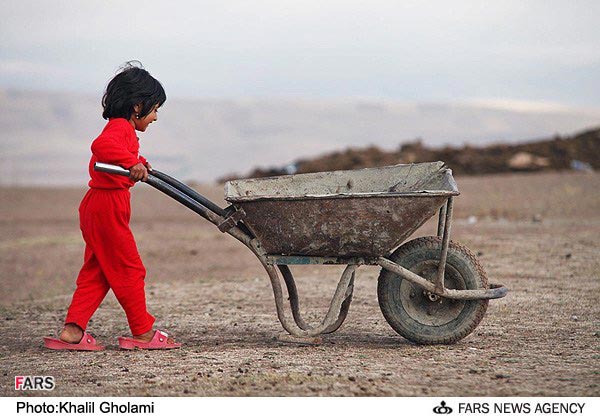 عکس؛ کودکان مناطق زلزله‌ زده اهر و ورزقان