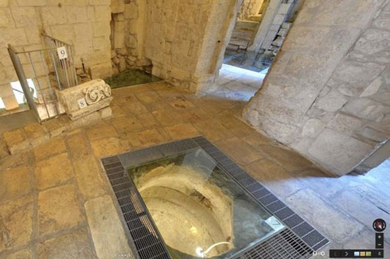 شکستن توالت و کشف‌ مقبره 2 هزار ساله!