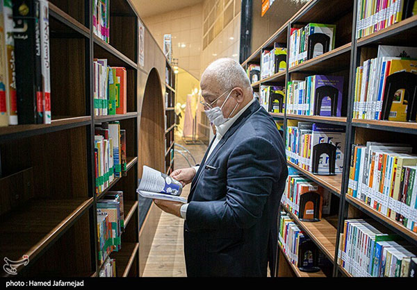 افتتاح اولین کتابخانه عمومی در متروی تهران
