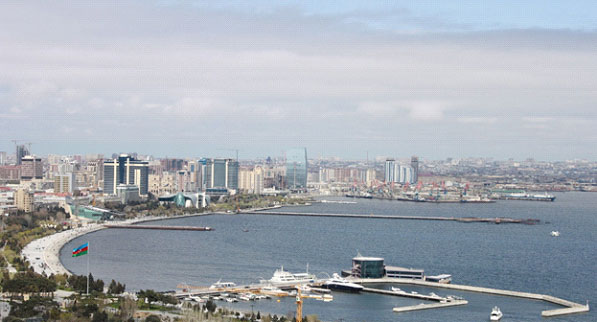 باکو بزرگترین بندر دریای خزر