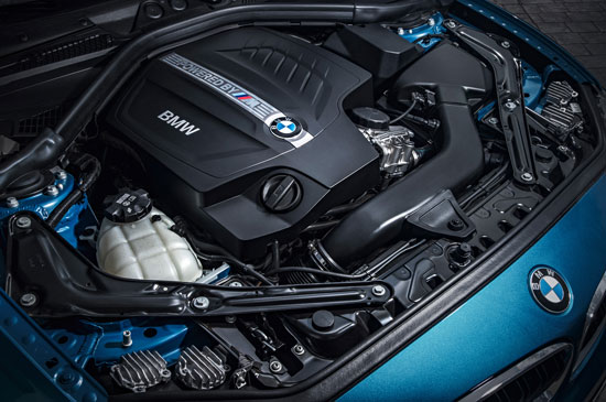 تصاویر قوی‌ترین BMW سری 2 با دنده دستی