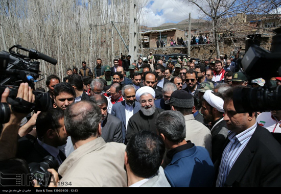 بازدید روحانی از مناطق سیل زده