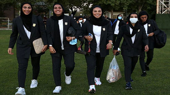 ایراندوست: لباس‌های تیم ملی هیچ مشکلی ندارد