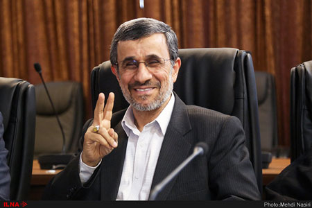 احمدی‌نژاد: من اصلا به انتخابات فکر نمی‌کنم