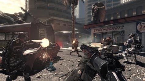 Call of Duty: Ghosts در برابر Battlefield 4