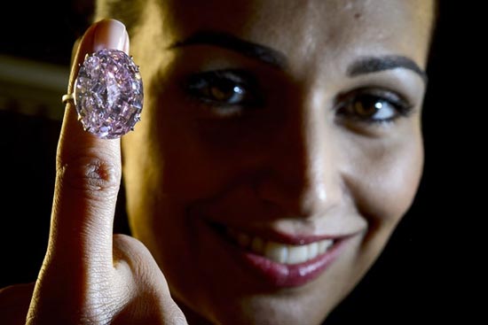 الماسی به قیمت 180 میلیارد تومان! +عکس