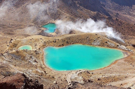 دریاچه آتشفشانی باورنکردنی در نیوزلند