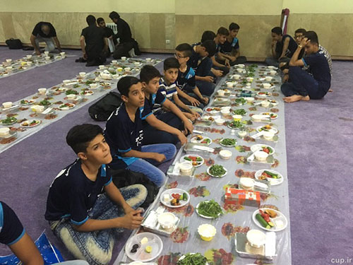 افطاری برانکو به کودکان بی سرپرست +عکس