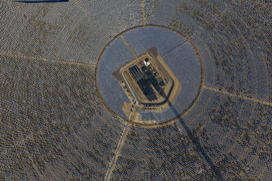 عکس: بزرگ‌ترین نیروگاه خورشیدی جهان