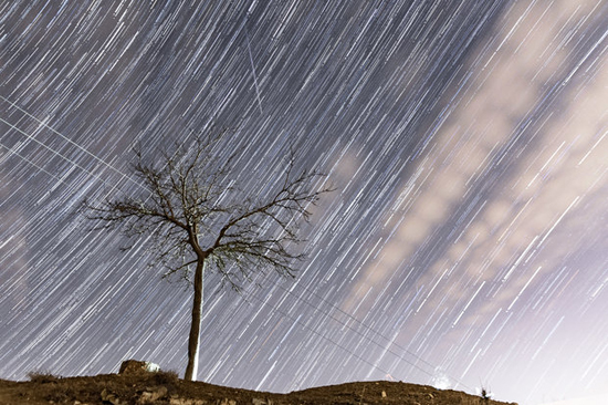 آسمان ایران دوشنبه شهاب باران می‌شود