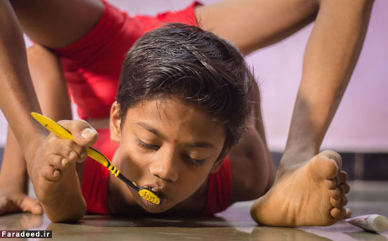 انعطاف خارق‌العاده بدن نوجوان هندی
