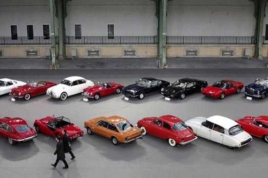حراج اتومبیل‌های کلاسیک در پاریس +عکس