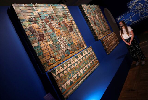 نمایشگاه بزرگ آثار ایرانی در لندن