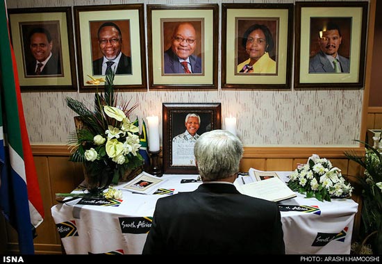 عکس: عارف در سفارت آفریقای جنوبی