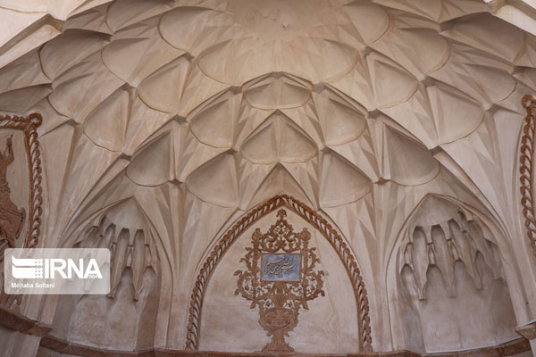 تصاویری از خانه تاریخی بروجردی‌ها در کاشان