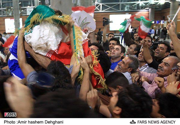 کاروان کشتی فرنگی وارد ایران شد +عکس