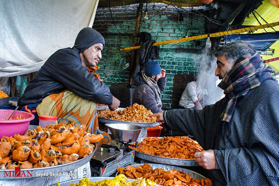 بازار غذا‌های سنتی در کشمیر