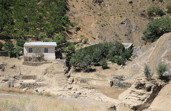 عکس: مسجدجامعی در مناطق سیل‌ زده