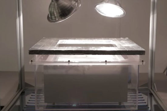 تولید آب از هوای بیابان با این دستگاه خورشیدی