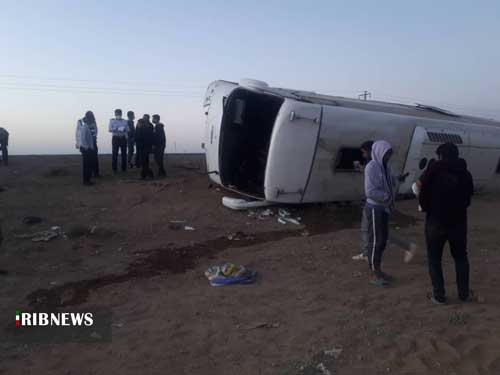 واژگونی اتوبوس در محور دامغان - شاهرود
