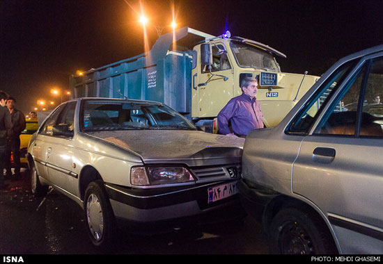 عکس: تصادف شدید خودروها در میدان توحید