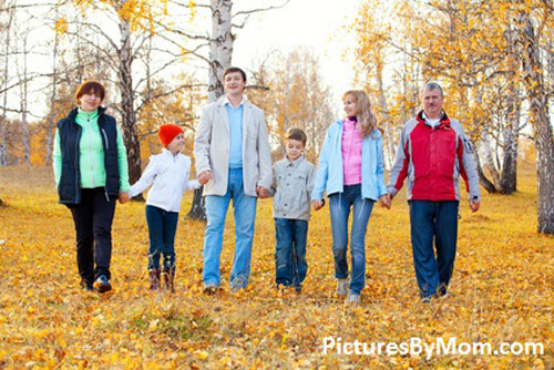 در عکس‌های خانوادگی در پاییز چی بپوشیم؟