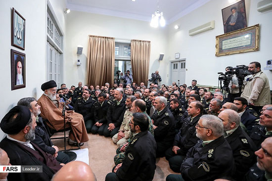 دیدار فرماندهان نیروی انتظامی با رهبر انقلاب